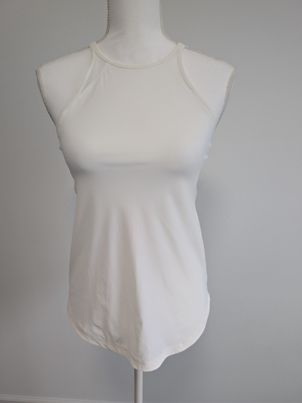 Lululemon White High Neck Racerback Workout Tank Top Women's Size 2 Athletic
